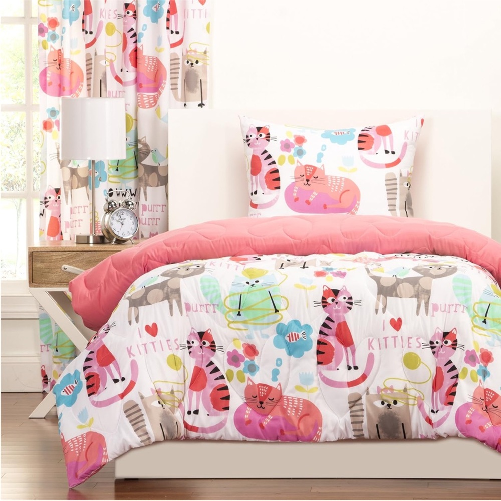 Crayola Purrty Cat Pink Brushed Microfiber Comforter, Sham, Fitted Sheet Set